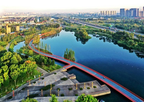 到2035年，，成都将基本实现15分钟生涯圈100%笼罩