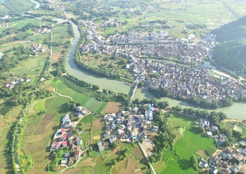 获政策性金融支持 &nbsp;&nbsp;鹿寨千年古镇破译依渡而兴的“土地密码”